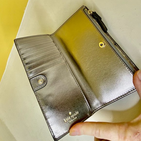 KATE SPADE Metallic Grey Wallet - Picture 4 of 6